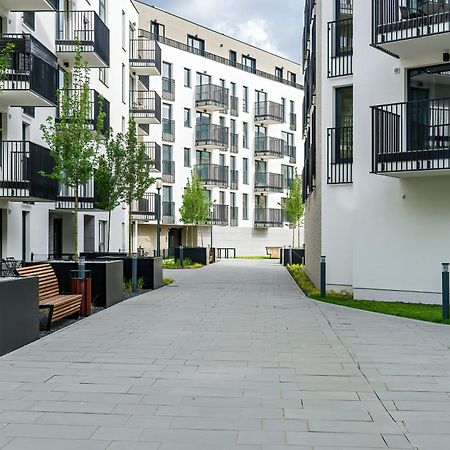 Stylish & Comfy Garbary Apartments With Parking By Noclegi Renters Posen Exterior foto