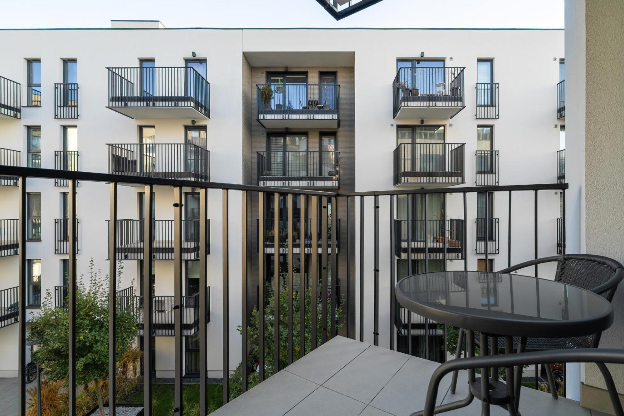 Stylish & Comfy Garbary Apartments With Parking By Noclegi Renters Posen Exterior foto