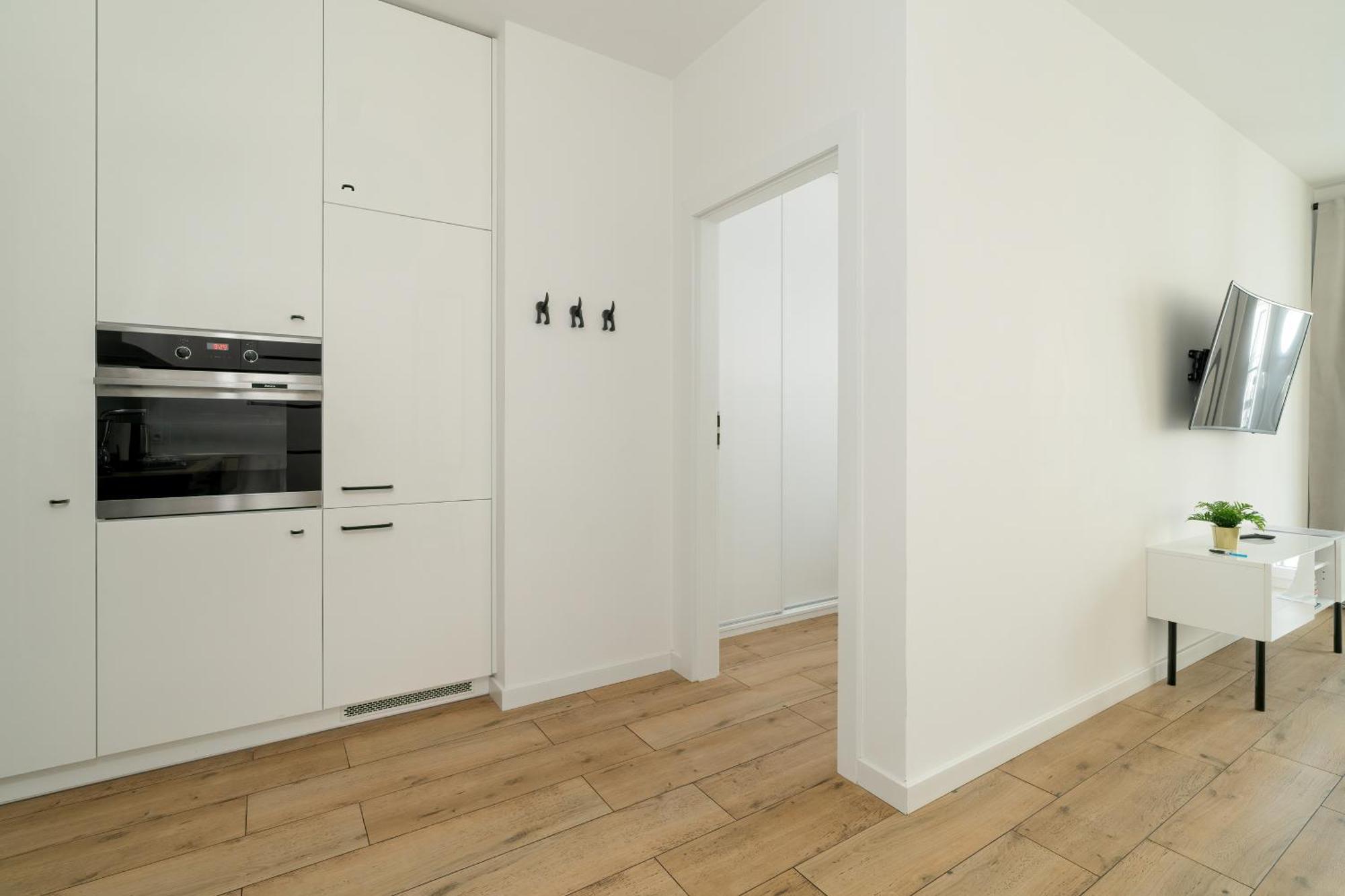 Stylish & Comfy Garbary Apartments With Parking By Noclegi Renters Posen Exterior foto